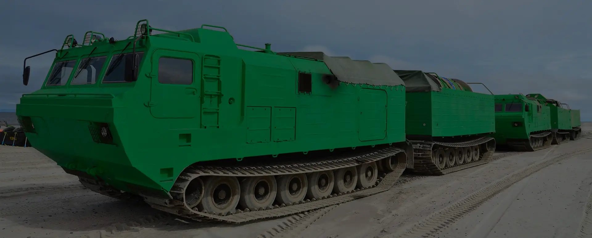 Услуги перевозки вездеходов и воинских грузов под ключ в городе Юрьев-Польский (Центральный округ - Владимирская область) по всей России и странам СНГ.